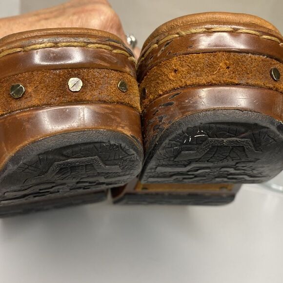 BORN Suede/Leather Comfort Clogs - Picture 2 of 13